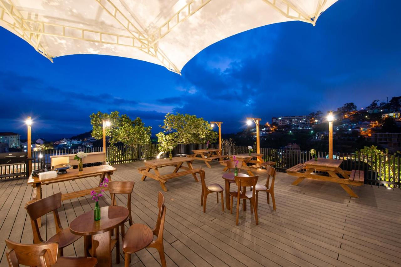 High Town Hotell Dalat Exteriör bild